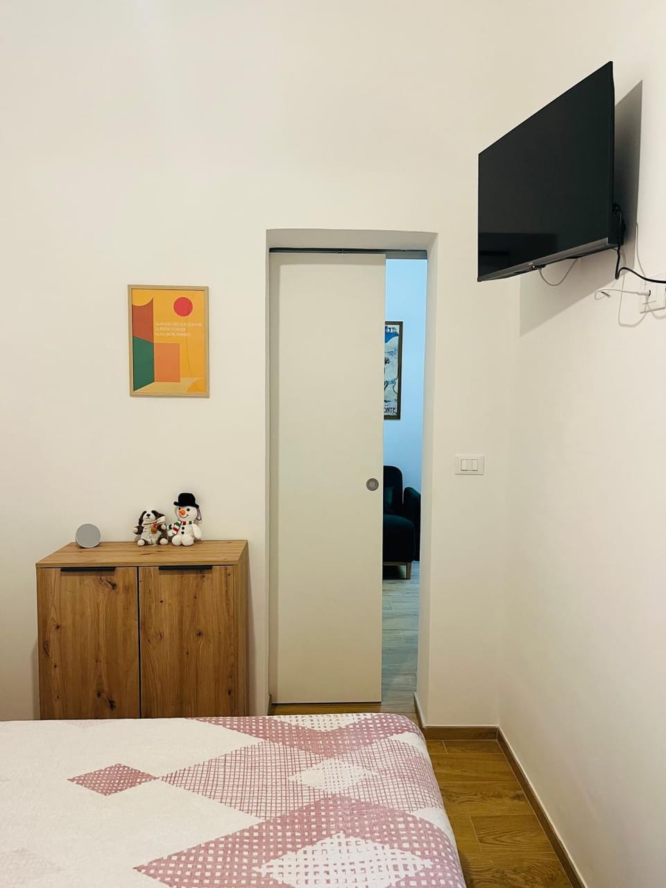 Living room, Bedroom