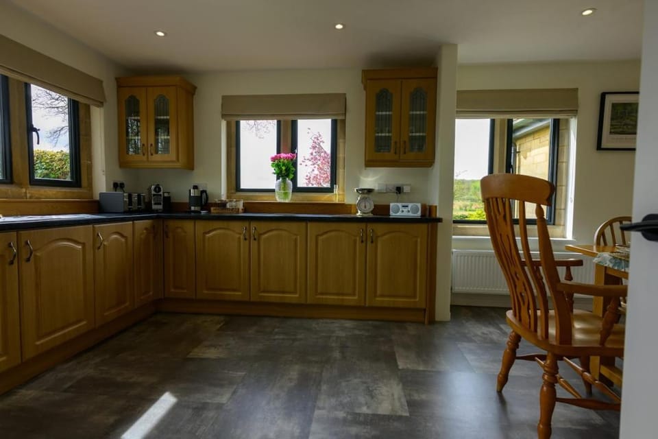 Peters Farm Cottage, A beautiful Cotswold Escape House in Broadway