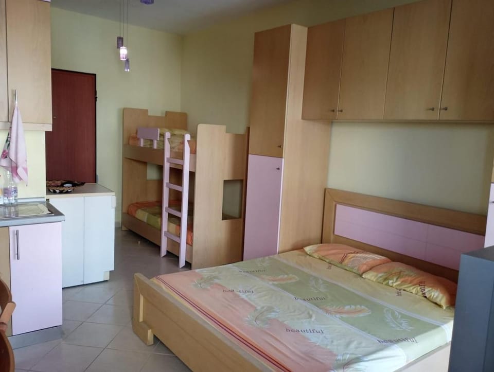 Bed, Bedroom, wardrobe