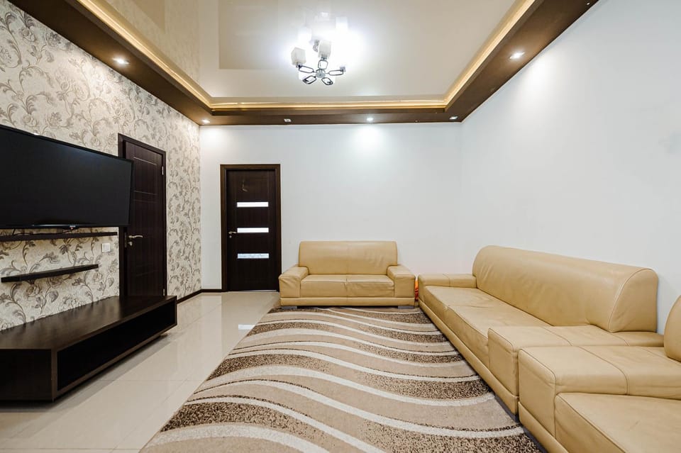 Communal lounge/ TV room, TV and multimedia, Living room