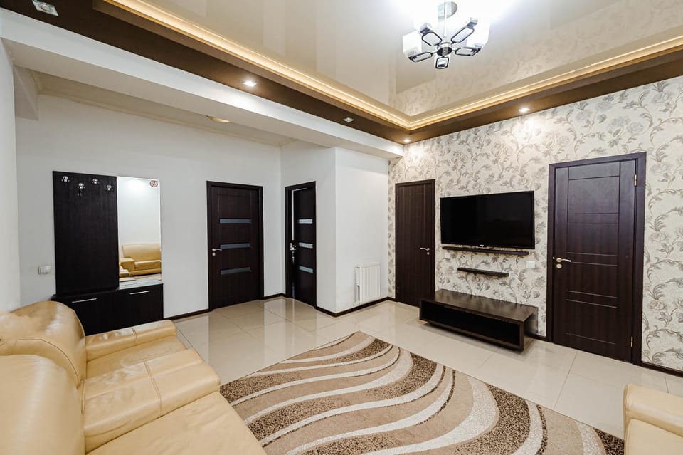 Communal lounge/ TV room, TV and multimedia, Living room