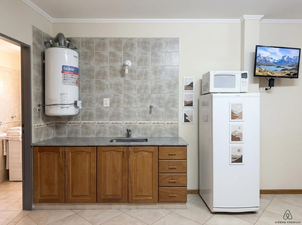 TV and multimedia, Kitchen or kitchenette, minibar, oven