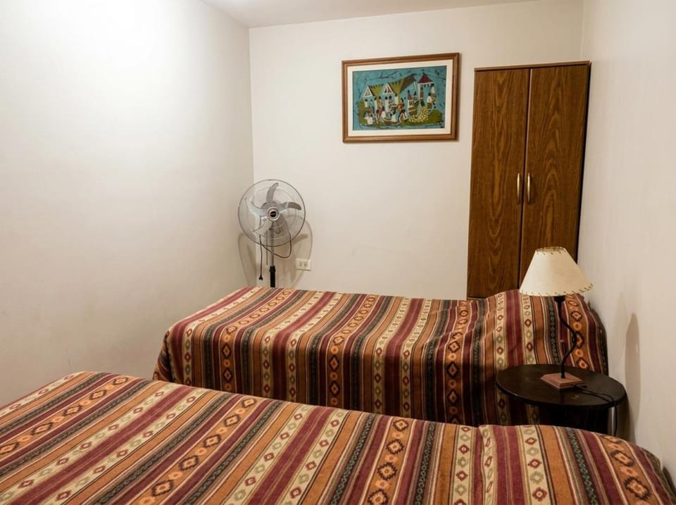 Bed, Photo of the whole room, Bedroom, fireplace