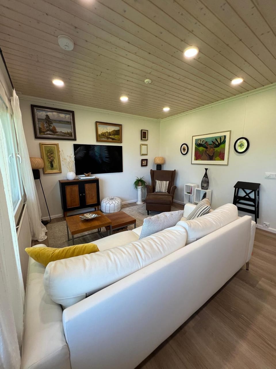 Ateljee -- peaceful one-bedroom apartment by the lake Apartment in Uusimaa