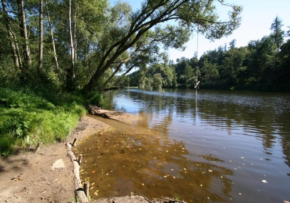 Chata s terasou 60m od vody House in South Bohemian Region