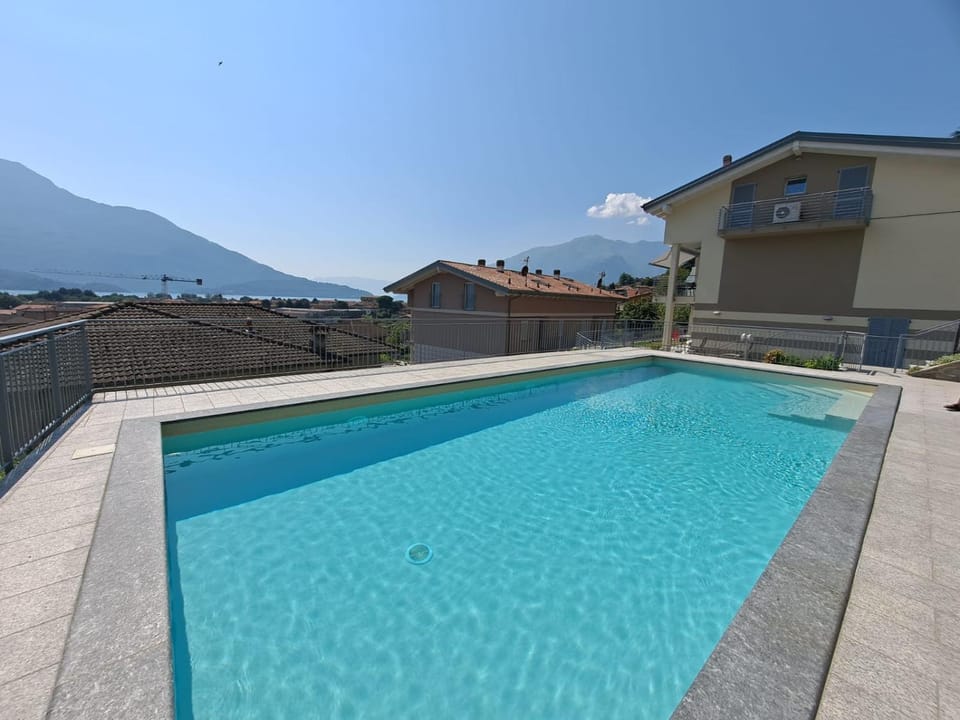 Property building, Natural landscape, Lake view, Mountain view, Swimming pool