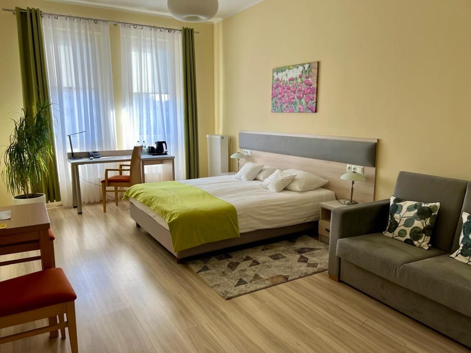 Antonińska Hotel & Apartamenty Hotel in Greater Poland Voivodeship