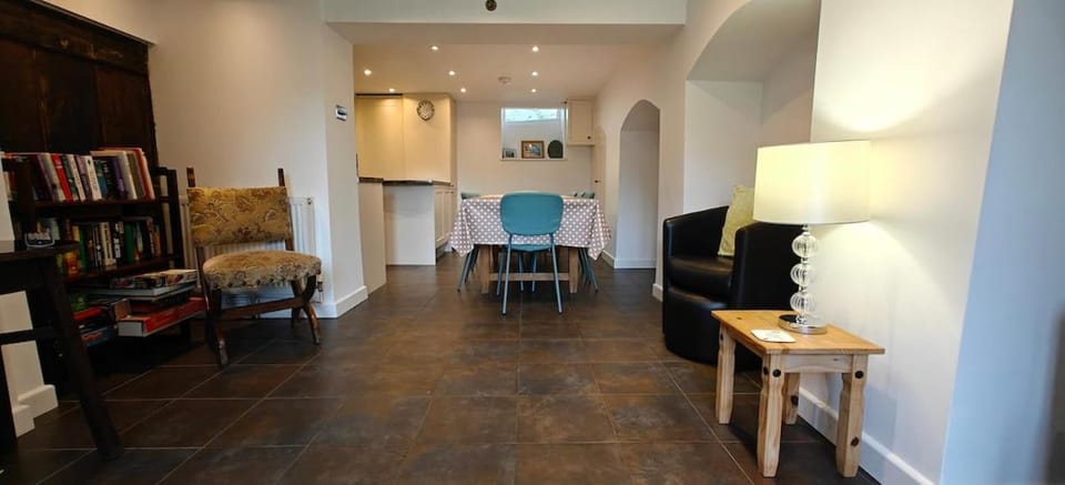 4 Bedrooms Near Tunnels Beaches House in Ilfracombe