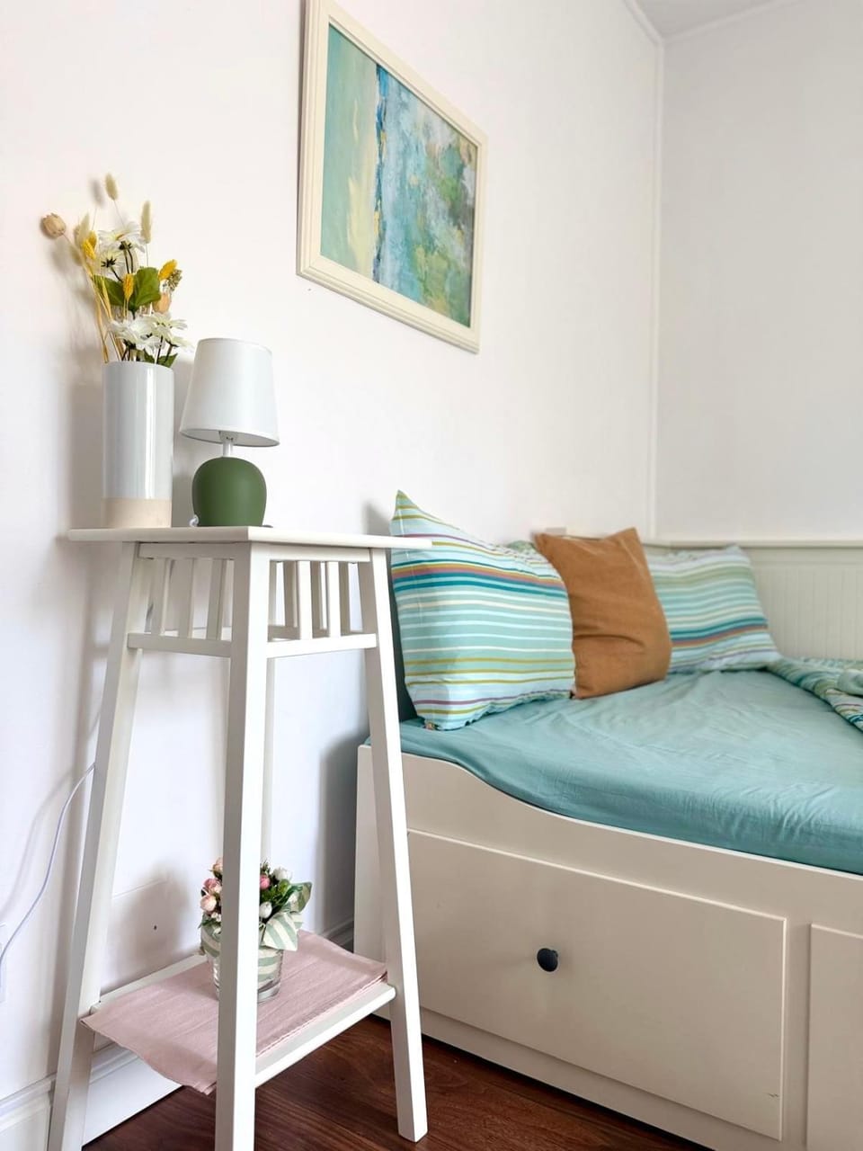 Bed, Bird's eye view, View (from property/room), View (from property/room), Photo of the whole room, Business facilities, Decorative detail, Bedroom, Area and facilities, cot, Family, Family, Quiet street view, flat iron, wardrobe