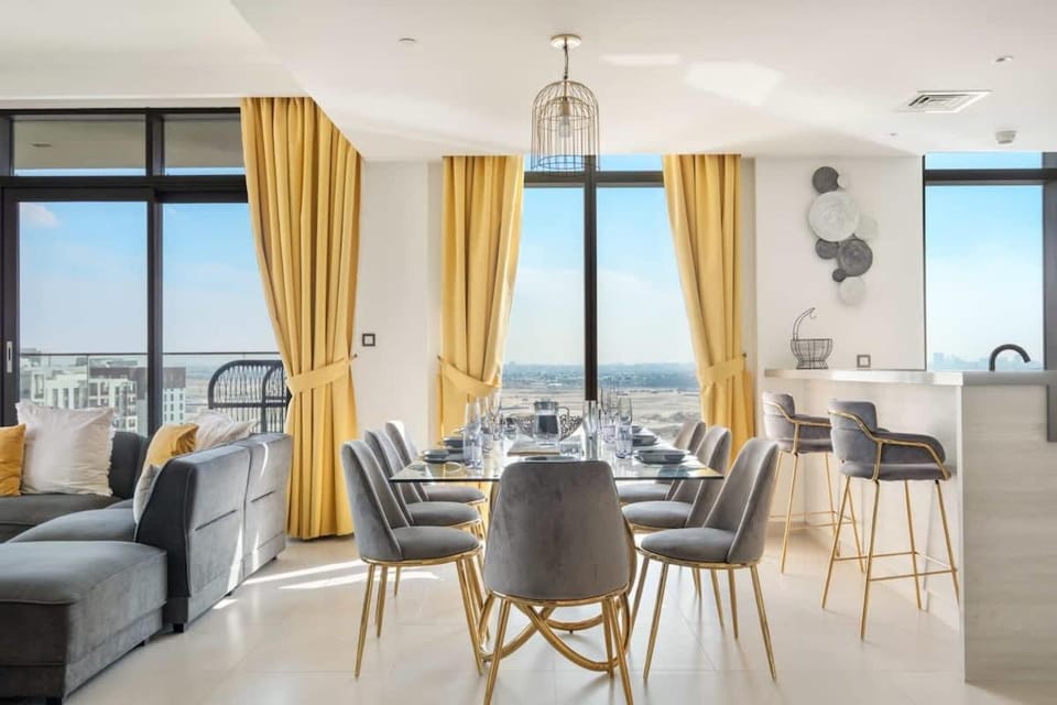 Elegant 3-Bedroom at The Cove with pool and gym Apartment in Dubai