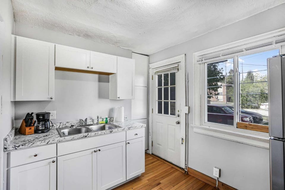 Cozy Studio Near OSU - Great Monthly Rates Apartment in Ohio