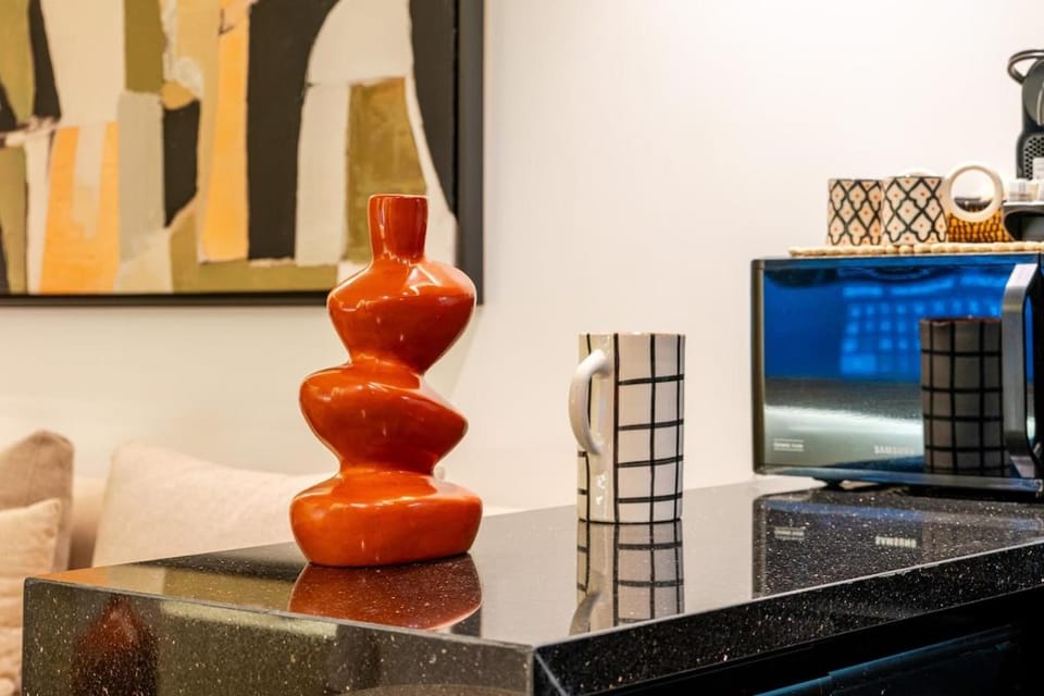 Modern Luxury 2 Bedroom Apartment Heart of Gueliz near Train Station Apartment in Marrakesh