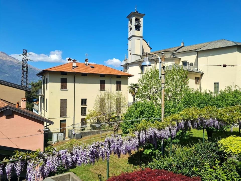 La Casa di Lola Lake Como View Apartment in Bellano