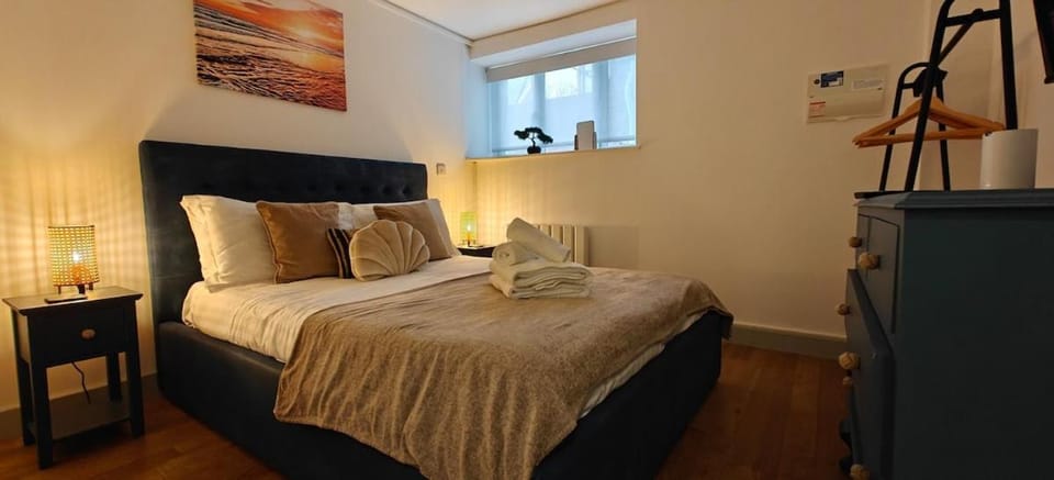 3 Beds - 2 Minute Walk to Beach! House in Woolacombe