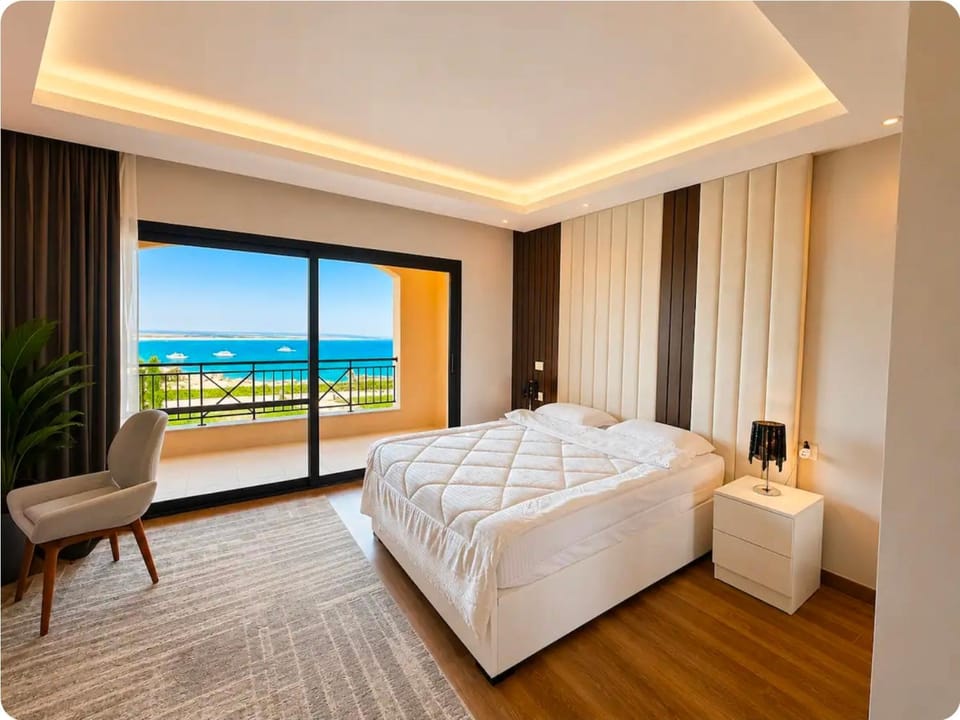 Bed, Natural landscape, View (from property/room), Balcony/Terrace, Photo of the whole room, Bedroom, Sea view
