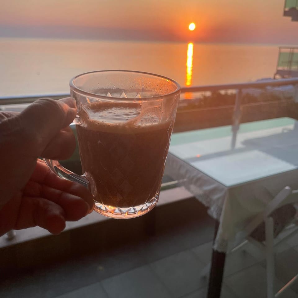 Food and drinks, Sea view