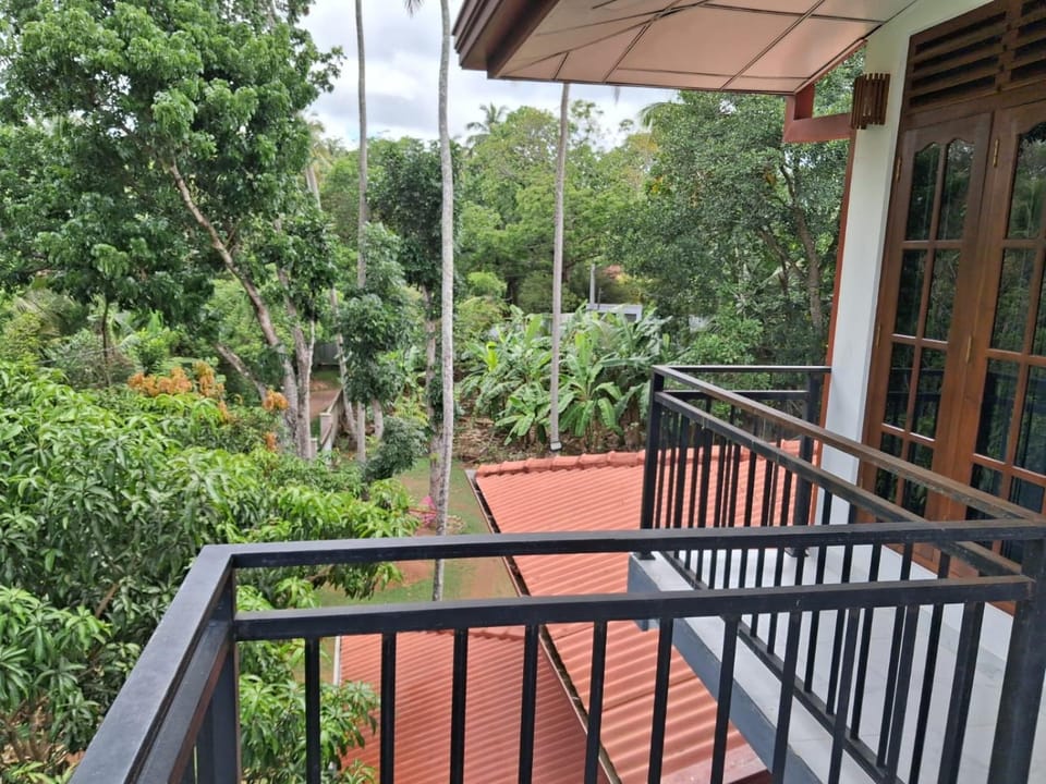 Green Village Guest Bed and Breakfast in Kamburugamuwa