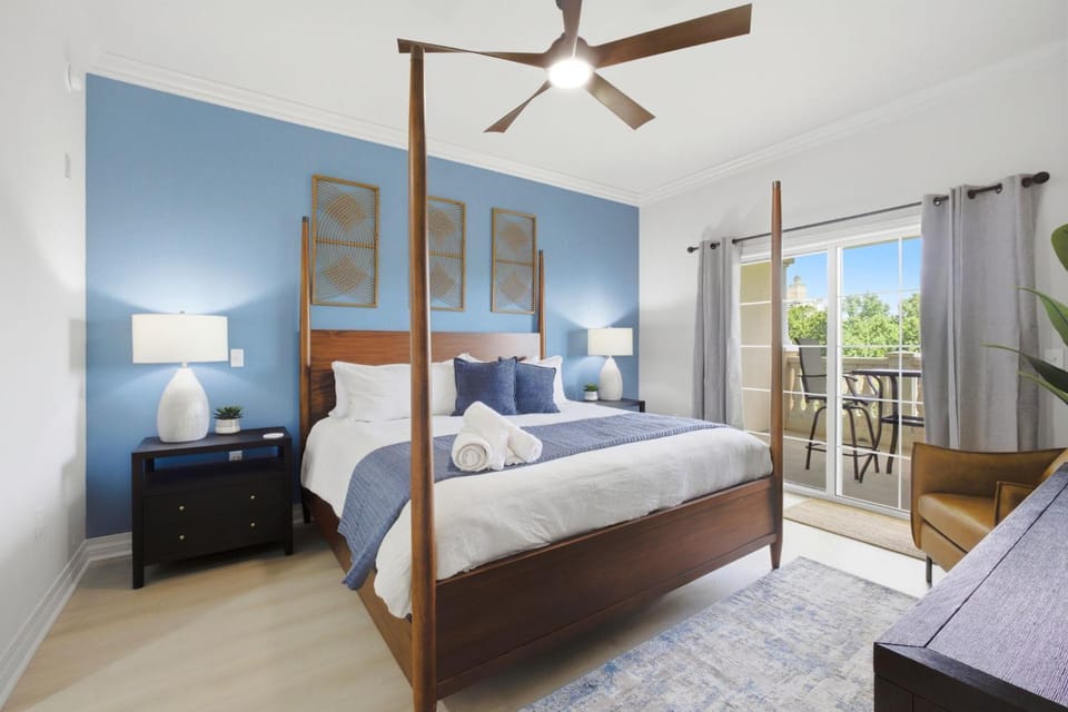 New Epic Cabana Court Luxe Retreat House in Four Corners
