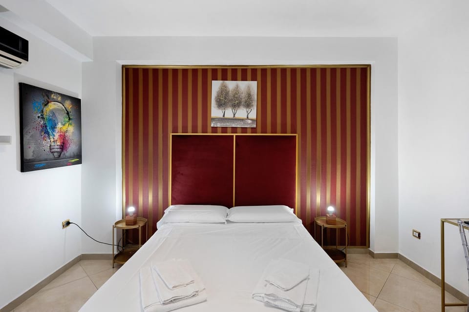 Living room, Bedroom