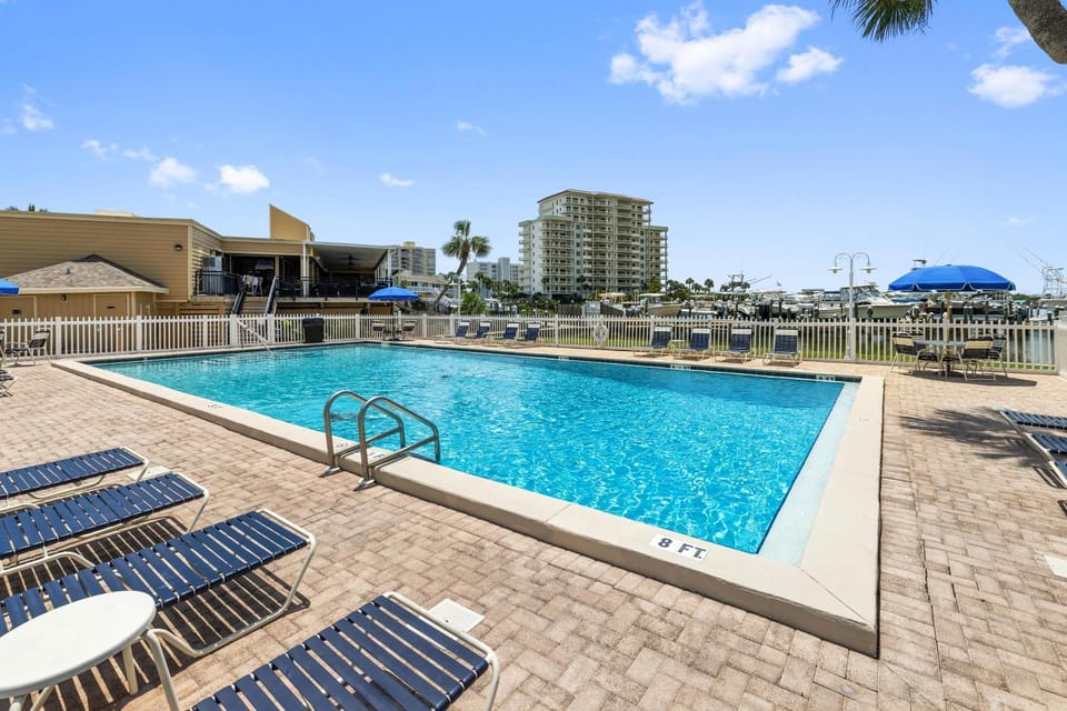 Sandpiper Cove 2044 House in Destin