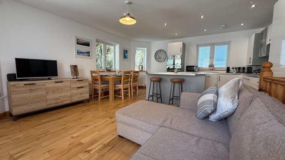 2 Bed, Free Parking & Sea Views! Apartment in Woolacombe