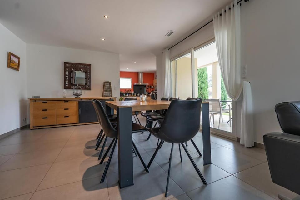 Villa with private pool in Provence Villa in L'Isle-sur-la-Sorgue