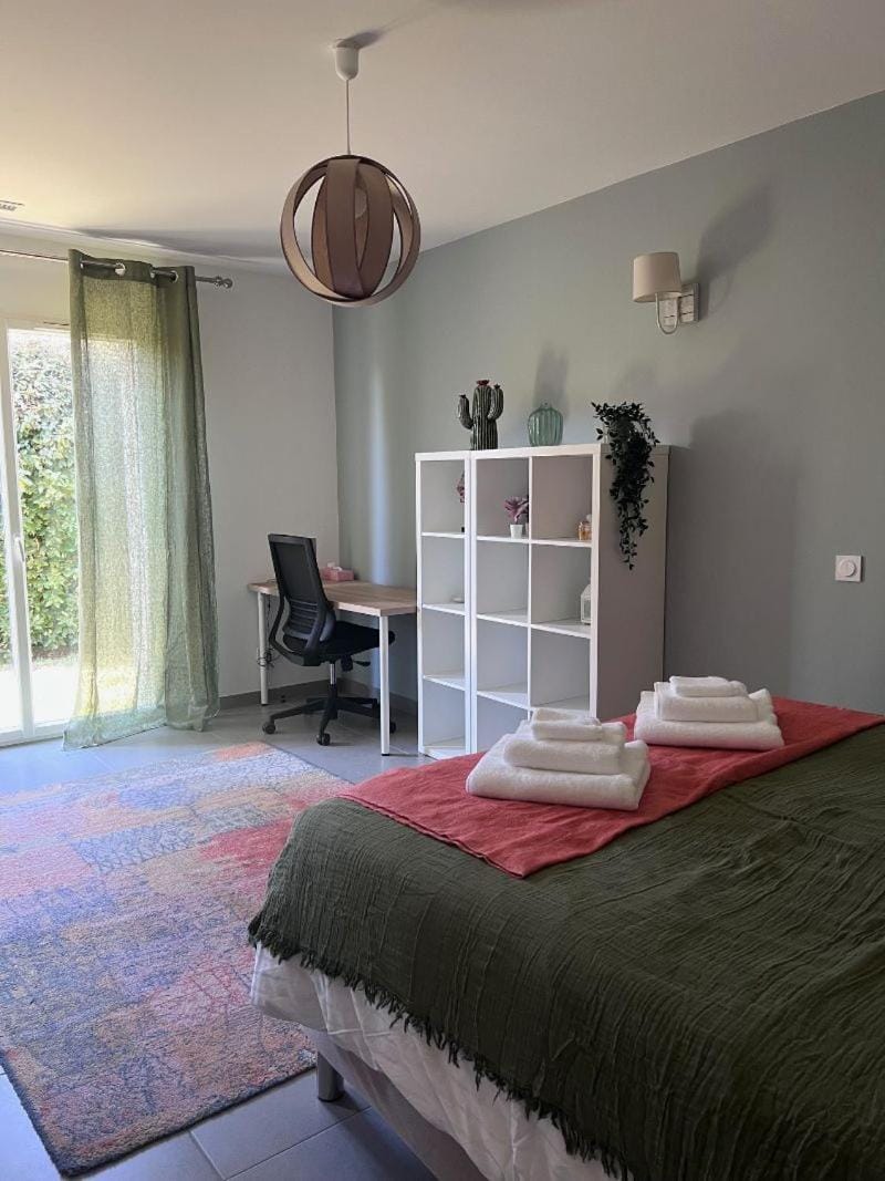 Villa with private pool in Provence Villa in L'Isle-sur-la-Sorgue