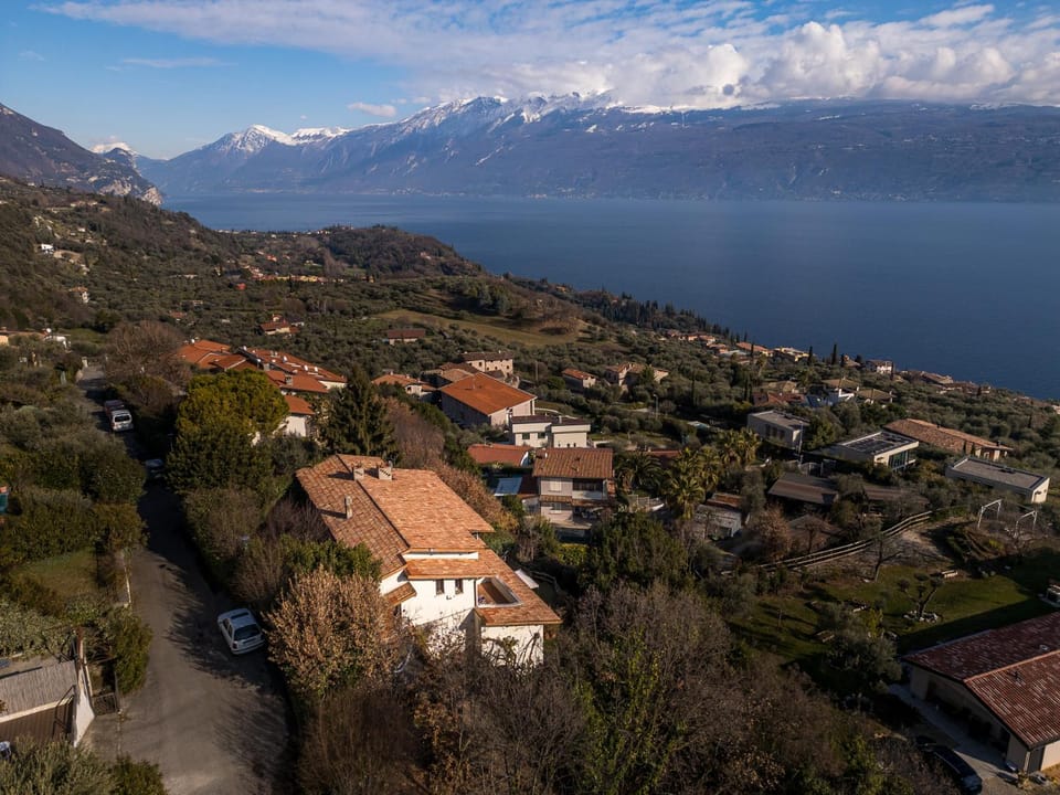 Natural landscape, Bird's eye view, View (from property/room), Lake view, Mountain view