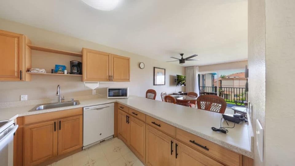 Island Dream Getaway Pono Kai Resort E304 House in Kapaa