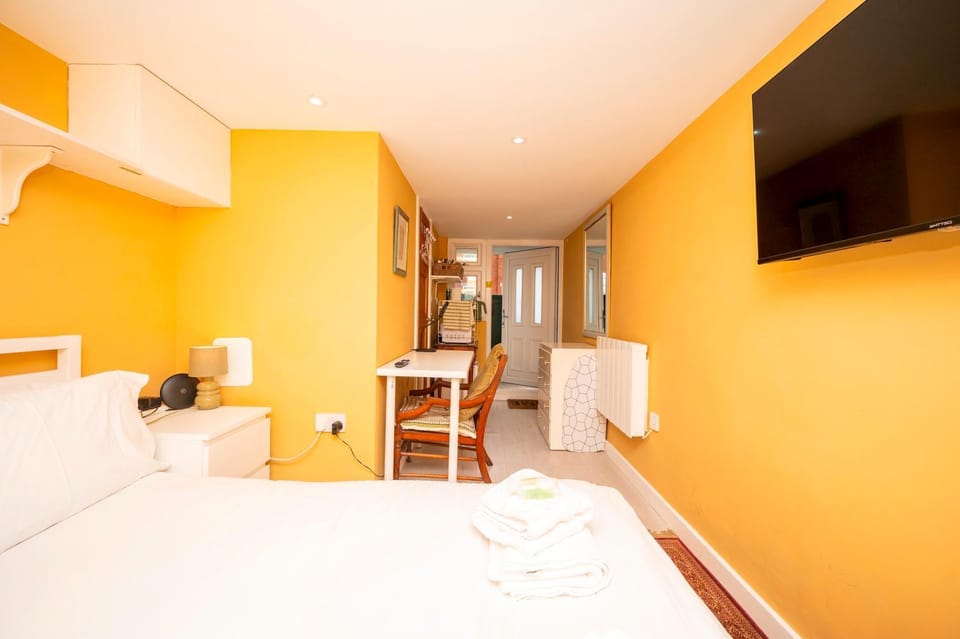 Other, Photo of the whole room