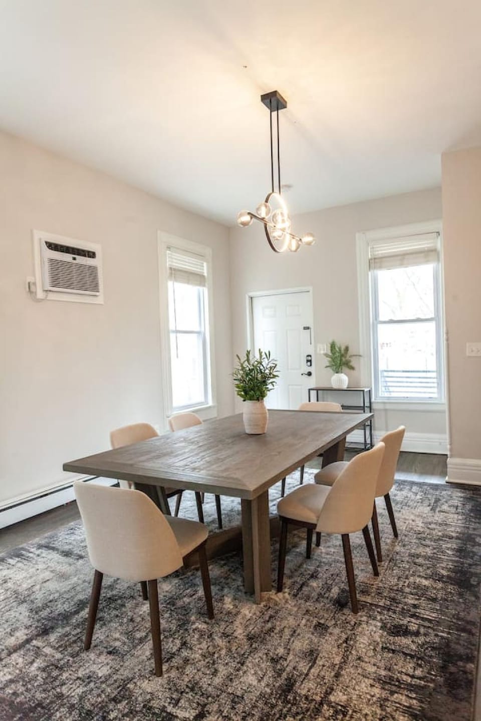 Spacious Family Home Near NYC Private Parking Apartment in Jersey City
