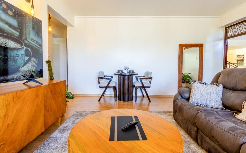 Cozy 2 bedroom in Kileleshwa, Gatundu Road Bed and Breakfast in Nairobi