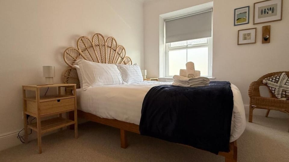 4 Bed, Parking, Large Garden & Surf/Bike Store House in Woolacombe