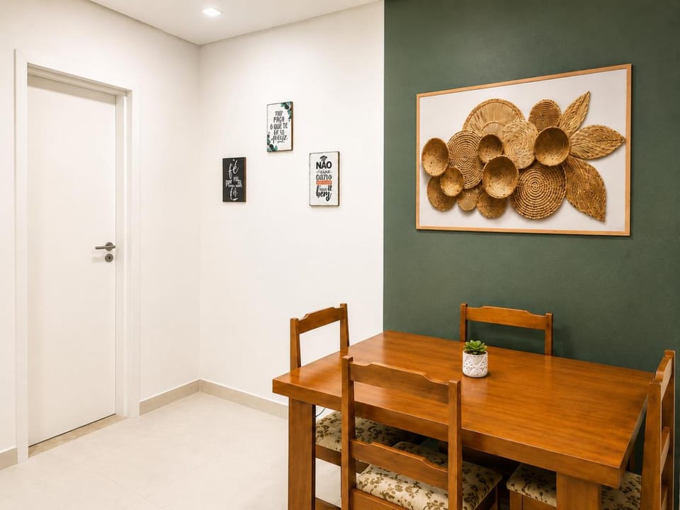 Local perfeito no Boqueirão Praia e Comércio a pé Apartment in State of São Paulo