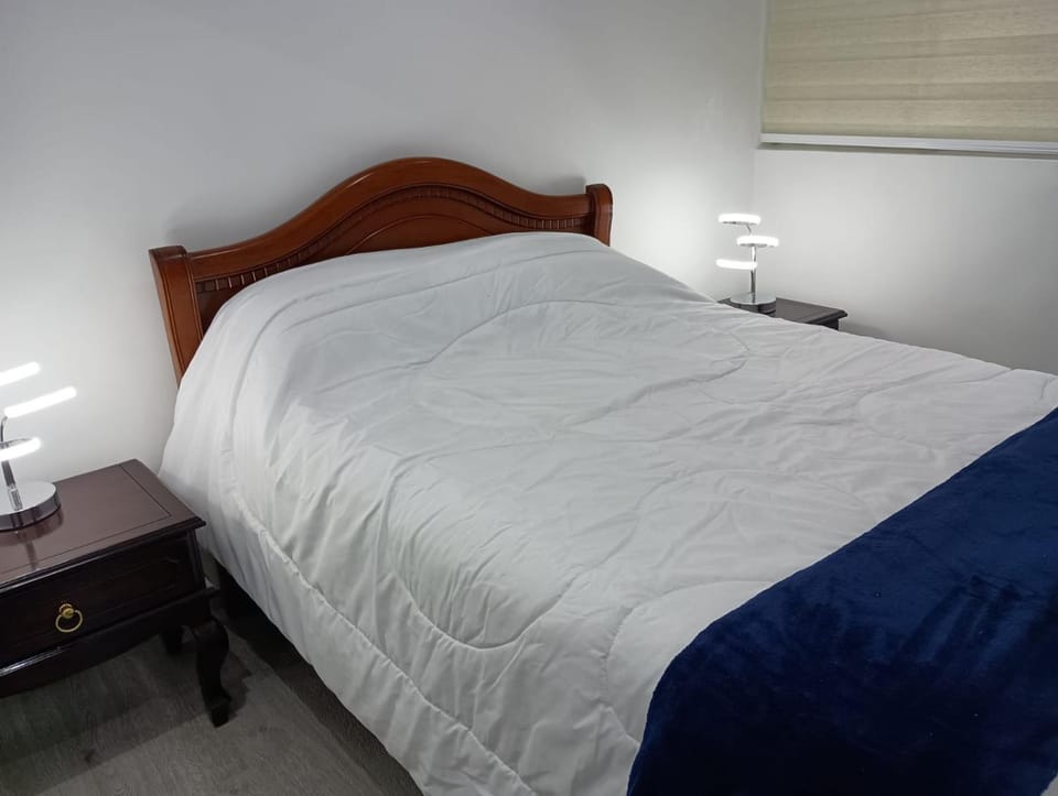 Apartamento nuevo y amoblado en el corazón histórico de Cuenca Apartment in Cuenca