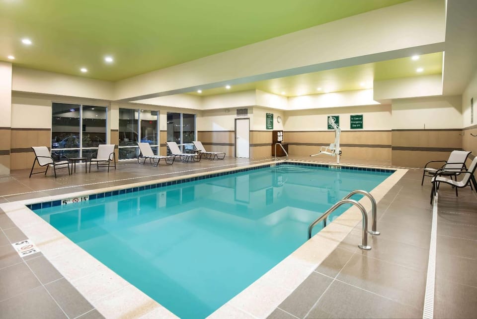 On site, Pool view, Swimming pool