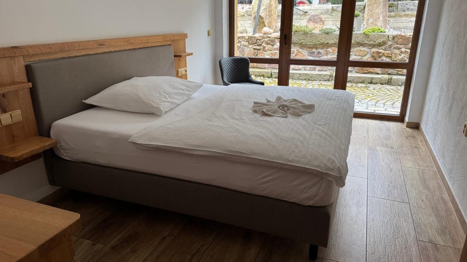 Zamecka Fortovna Obora - Forester House Apartment in Czechia
