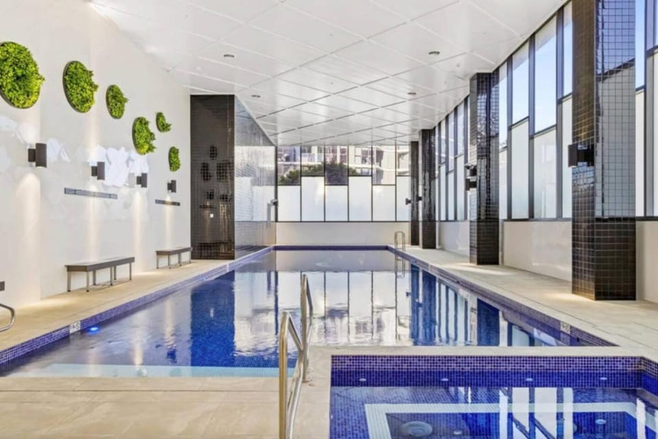 The Bowery Record Club 3BR 2Parking and Near Accor Apartment in Lidcombe