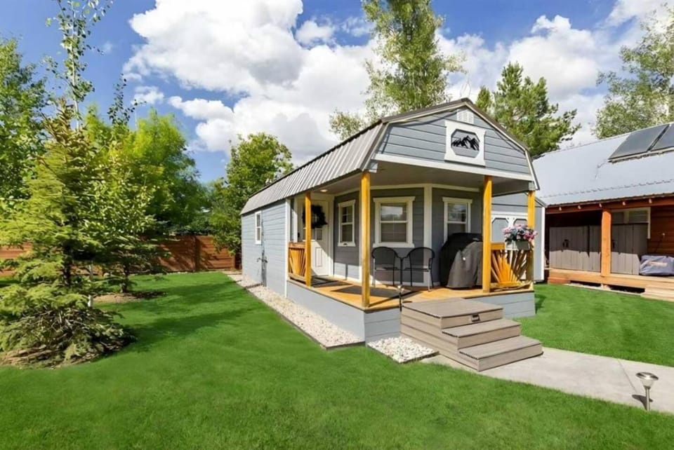 Teton Tiny Home | Jackson, Targhee, Yellowstone House in Victor