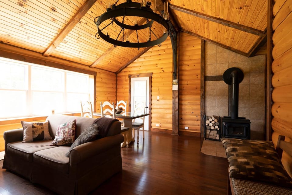 Chalet Le RV 3 Chalet in Pittsburg