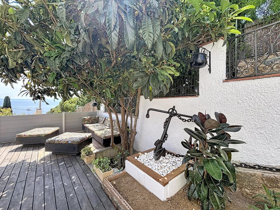 Patio, Garden, Garden view