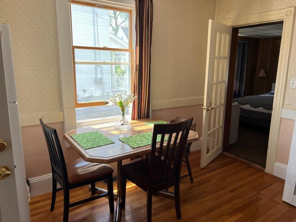 Private Furnished 1BR -- Washer, Dryer -- Easy Access to Boston Apartment in Malden