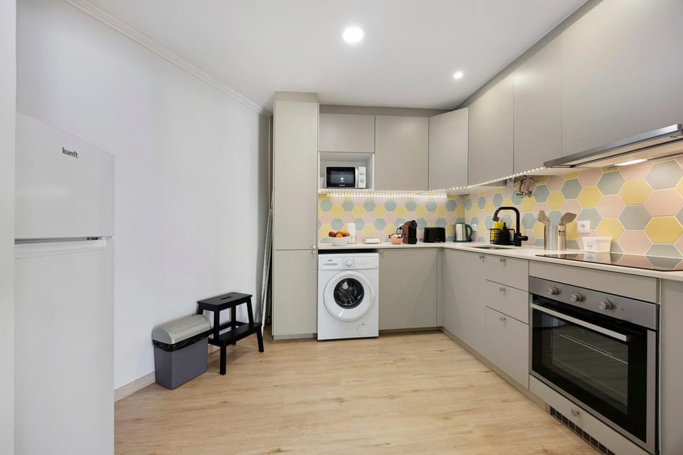 Kitchen or kitchenette, Living room