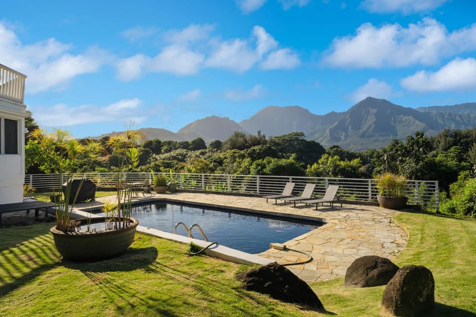 Boho Hideaway Artsy Escape with Inspiring Views House in Princeville