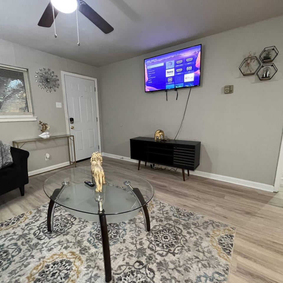 CL Dallas G8 Apartment in Dallas