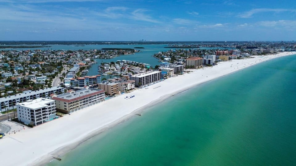 Skyline of Madeira 306 House in Madeira Beach