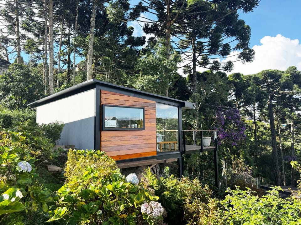 Property building, Natural landscape, Garden, Garden view