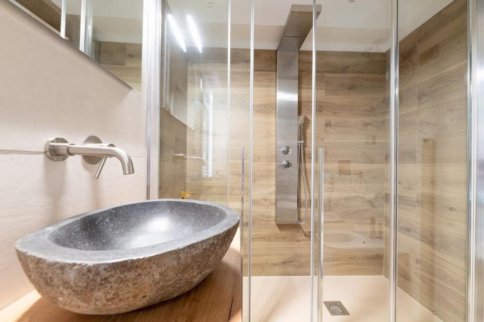 Shower, Bathroom