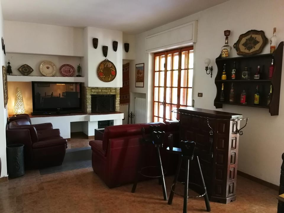 Lounge or bar
