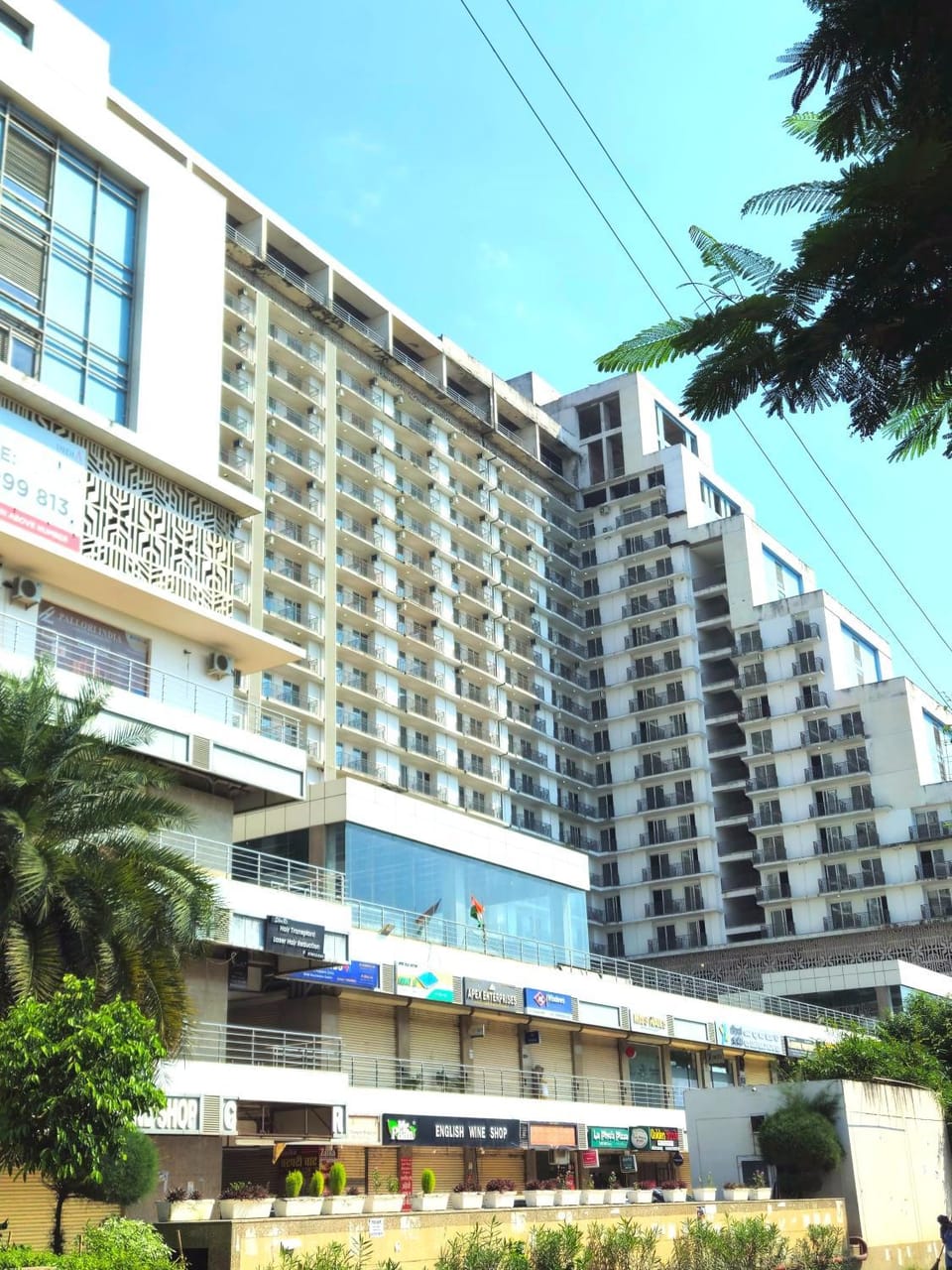 Premium ITC Suites Apartment in Uttar Pradesh